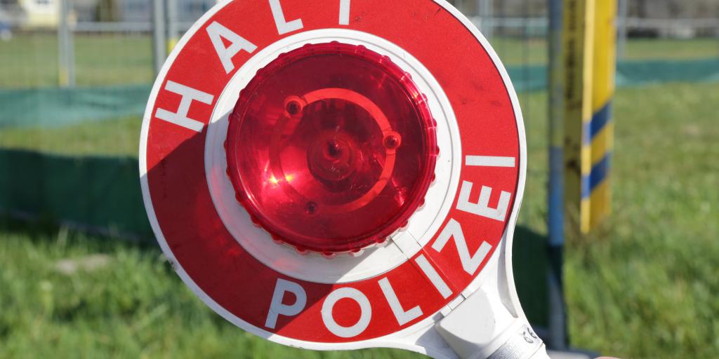 Man met openstaande celstraf aangehouden bij grenscontrole