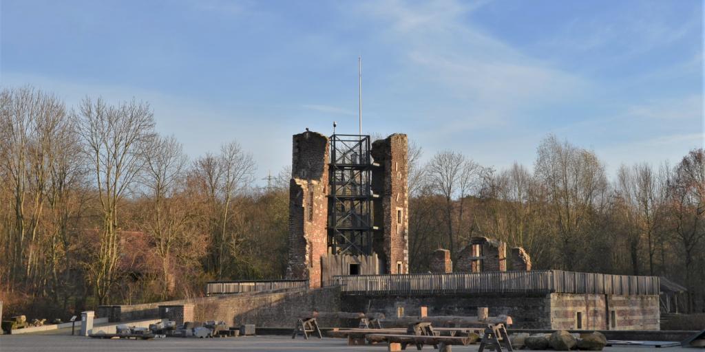 Slot Schaesberg heeft weer deuren geopend