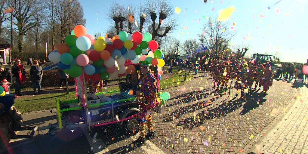 Mooie bonte optocht trok door Wijnandsrade