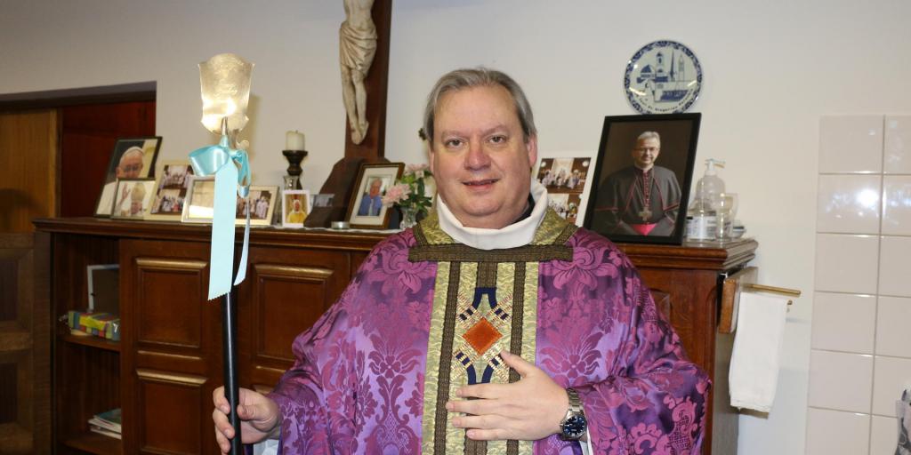 Pastoor Vincent Goulmy viert 40 jaar priesterschap in Brunssum