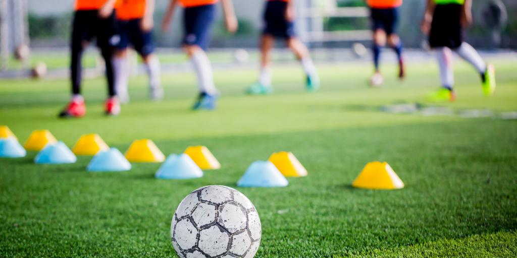 Maak kennis met walking football bij Alfa Sport in Oirsbeek