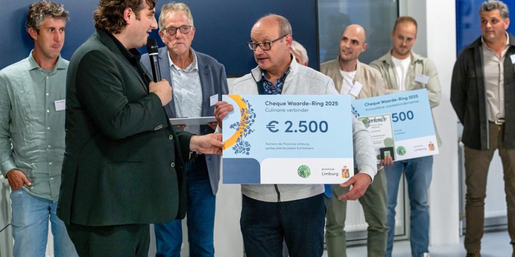 Provinciale prijs voor Jean Thoma van restaurant Aan Sjuuteeänjd