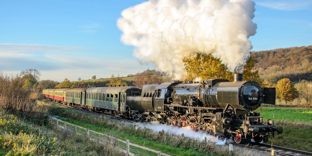 Stoomlocomotief maakt eerste kilometers na jarenlange opknapbeurt
