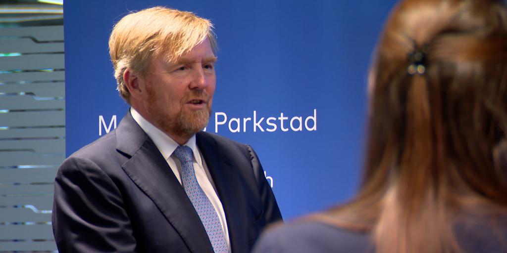 Koning en Duitse bondspresident bezoeken NAVO-hoofdkwartier JFC