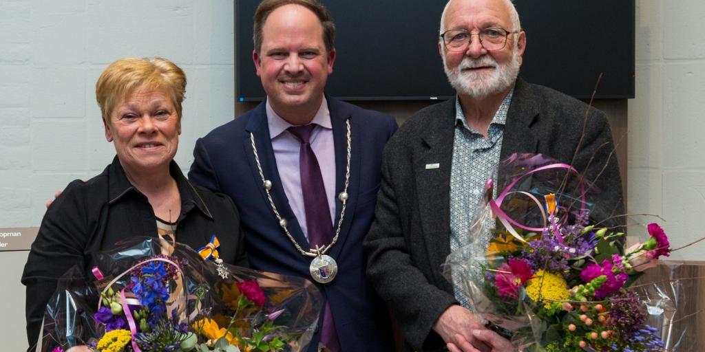 Lintjes voor vertrekkende raadsleden in Landgraaf