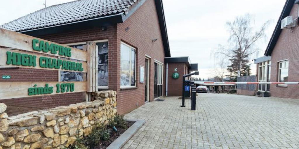 Camping in Oirsbeek wil uitbreiden met luxe vakantiehuizen