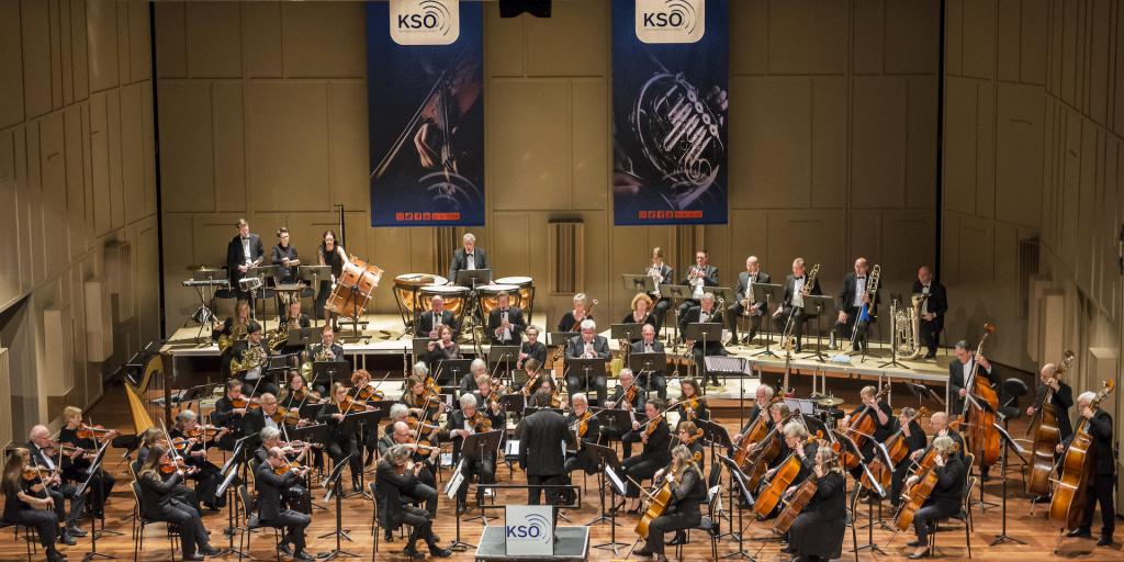 Voorzittershamer Kerkraads Symfonie Orkest overgedragen