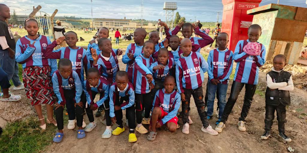 Voetbalshirts krijgen tweede leven in Kenia